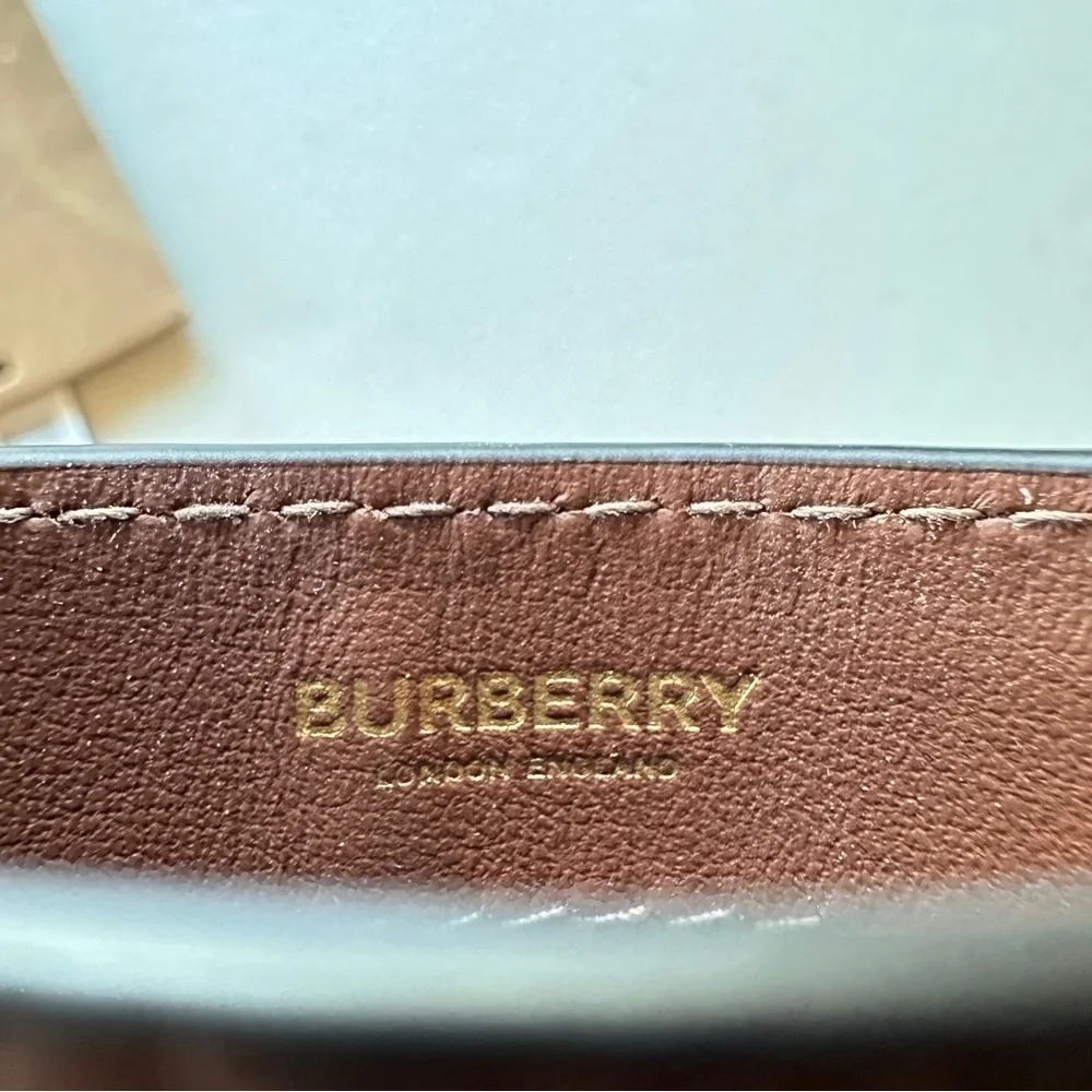 Burberry Sandon Card Holder Wallet in Tan Novacheck
